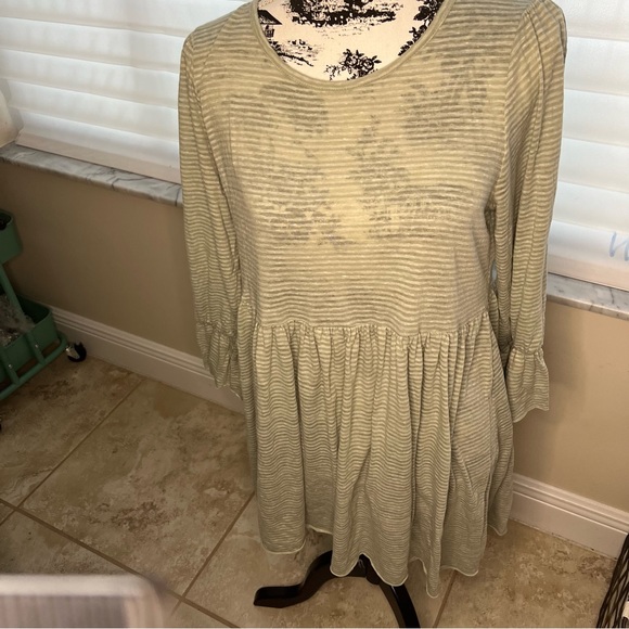 FREE PEOPLE FP BEACH Jess Dress Size Medium in Sage Green Striped - Picture 7 of 10